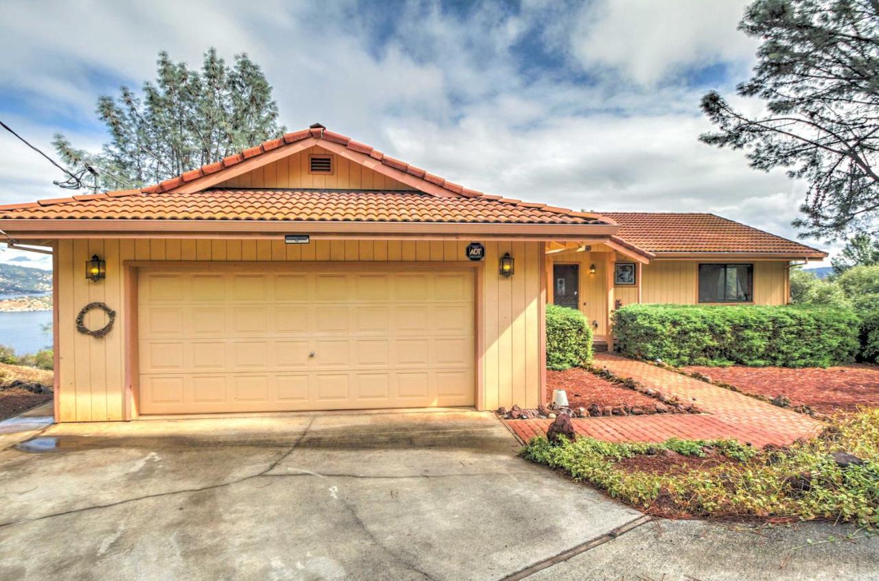 Spacious Kelseyville Home With Large Lakefront Deck! Exterior foto